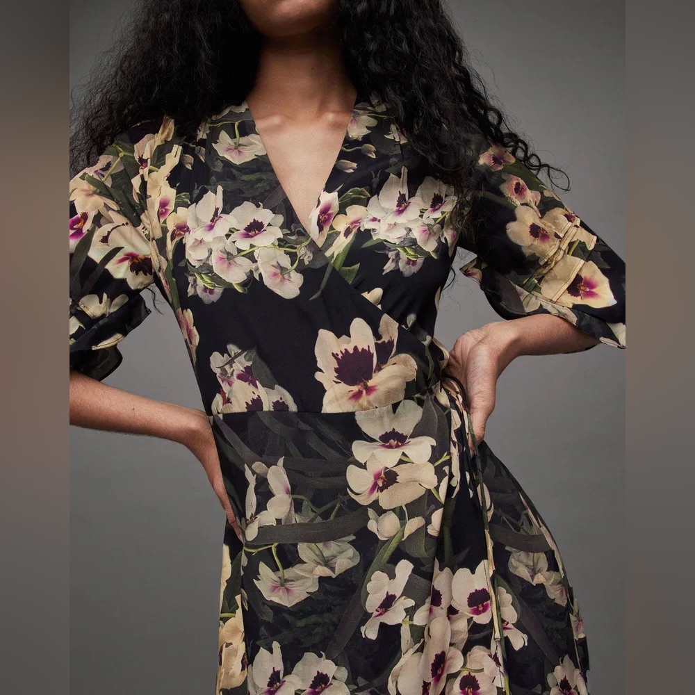 AllSaints Delana Francoise floral-print wrap maxi dress - Picture 2 of 8